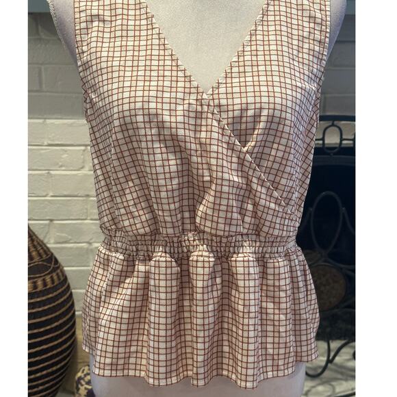 Treasure & Bond Women's Ivory Rust Checkered Peplum Sleeveless Faux Wrap NWOT S - Picture 3 of 8